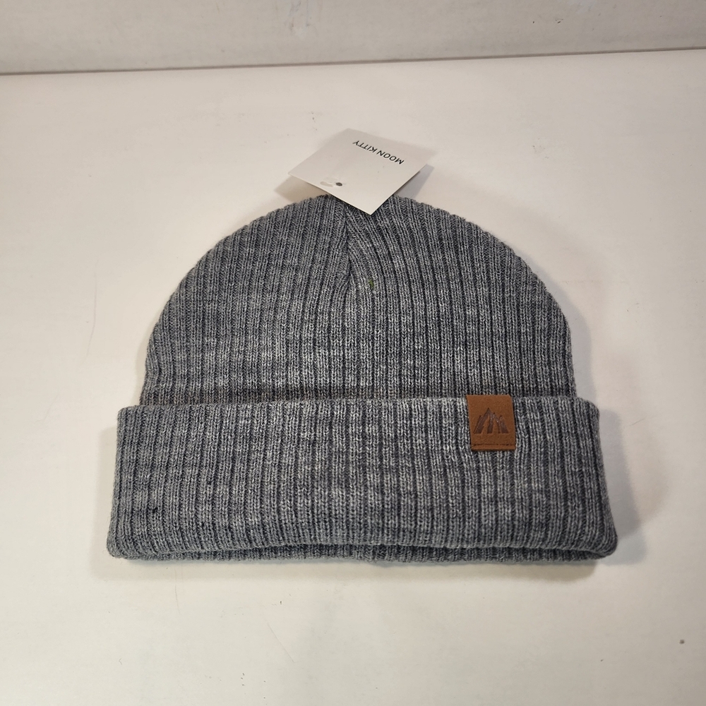 Moon Kitty Womens Gray Ribbed Knit Beanie
